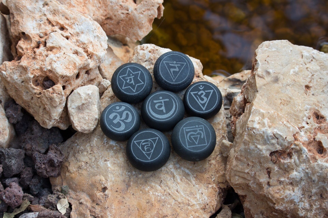 Seven Chakra Basalt stone set