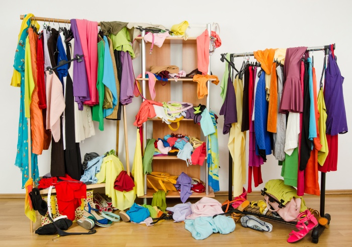 messy closet clear your clutter