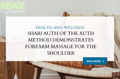 SHARI AUTH OF THE AUTH METHOD DEMONSTRATES FOREARM MASSAGE FOR THE SHOULDER IN SIDE LYING POSITION