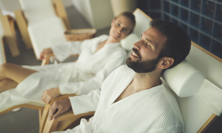 If you’re considering pursuing a spa job position, your best bet is to be informed about what employers in the spa industry seek in massage therapists.