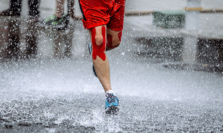 The most common causes of knee pain are related to aging, injury, repeated stress, over-use, over-weight and under-use of the knee. Common knee problems include sprained or strained ligaments, cartilage tears, tendonitis and arthritis.